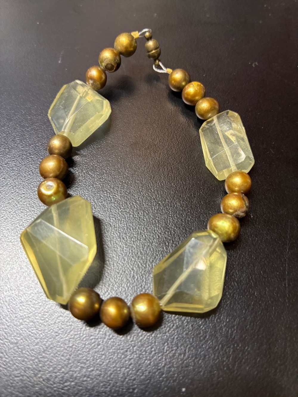 Israeli Cut natural lemon quartz gemstone and pearl magnetic clasp Bracelet - Picture 14 of 16